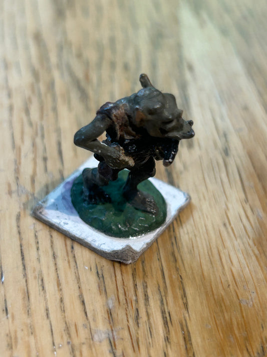 Citadel - Pre Slotta - Warhammer - C15 armoured Orc Warrior -  with crossbow 1984