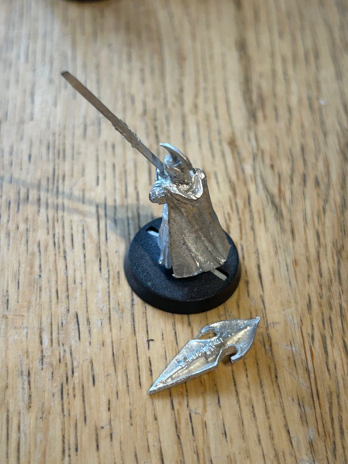 Last alliance elf metal MESBG includes shield hand