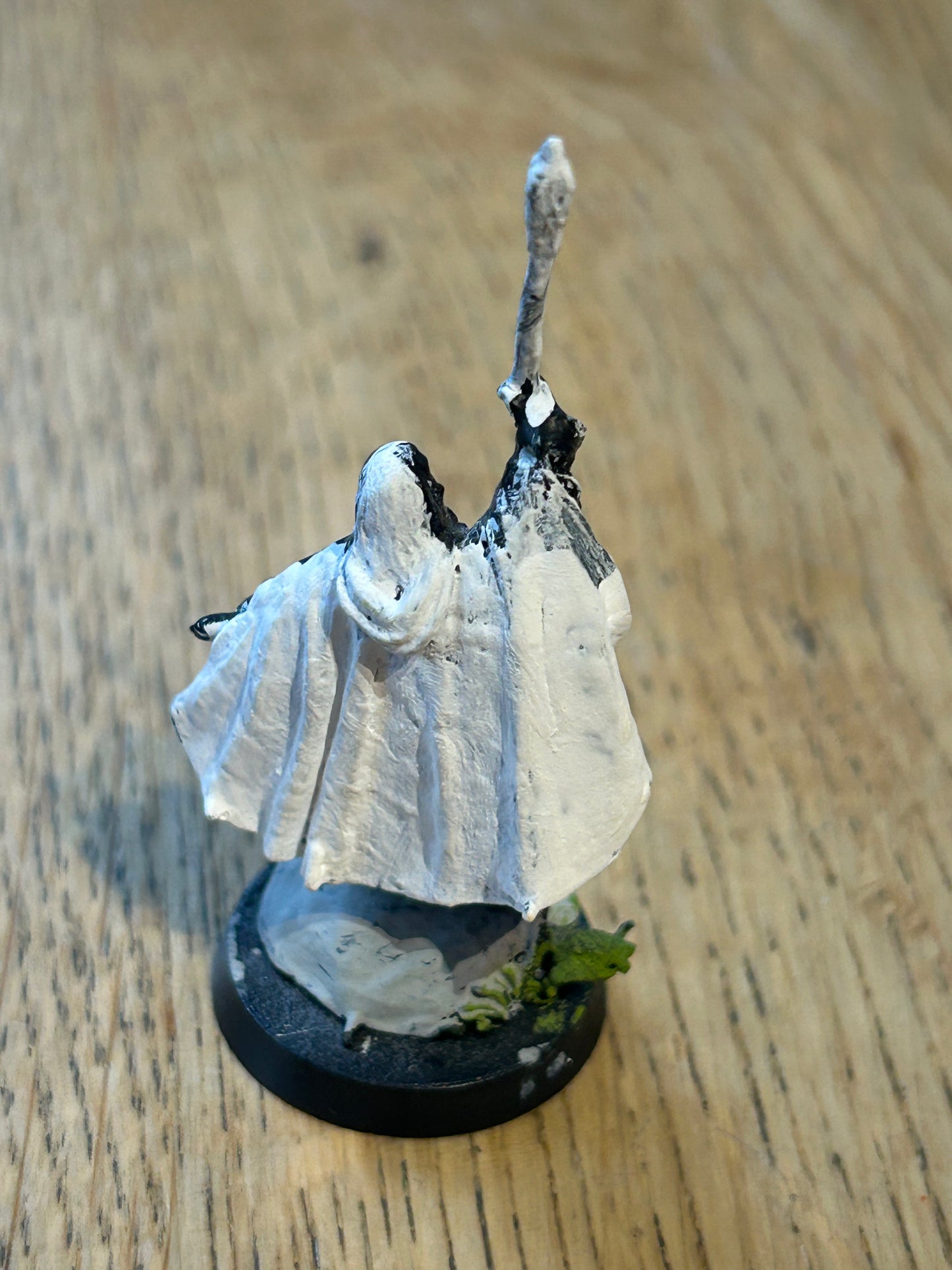 WARHAMMER LOTR M GANDALF THE WHITE ON FOOT on rock lord of the rings mesbg