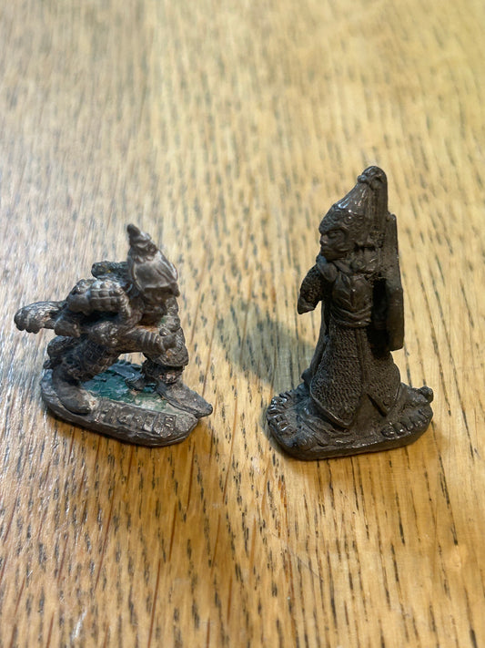 Warhammer fantasy preslotta high elves (broken weapons and one missing a hand) x2