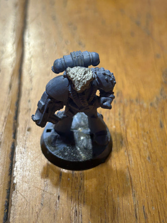 Warhammer 40k - Rogue Trader - RT01 Space Marine Brother Quiff / Lustgarten