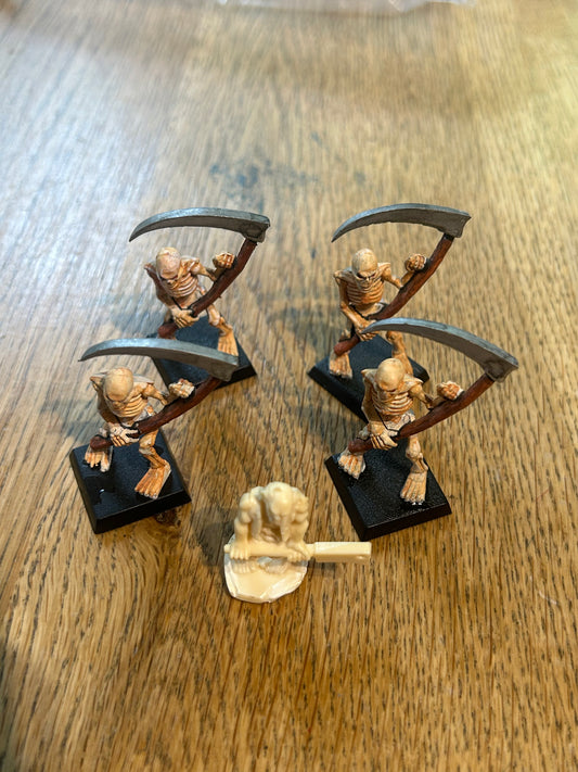 Heroquest skeletons x5 (removed from original bases)