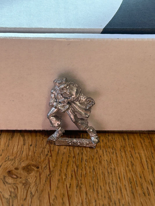Bloodbowl Elf catcher Second edition metal