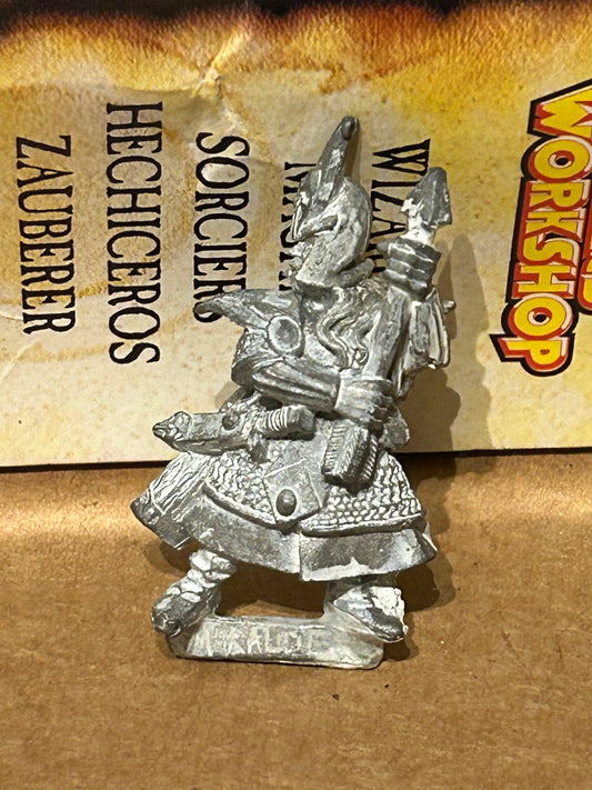 Warhammer fantasy dark elves metal bolt thrower crewman