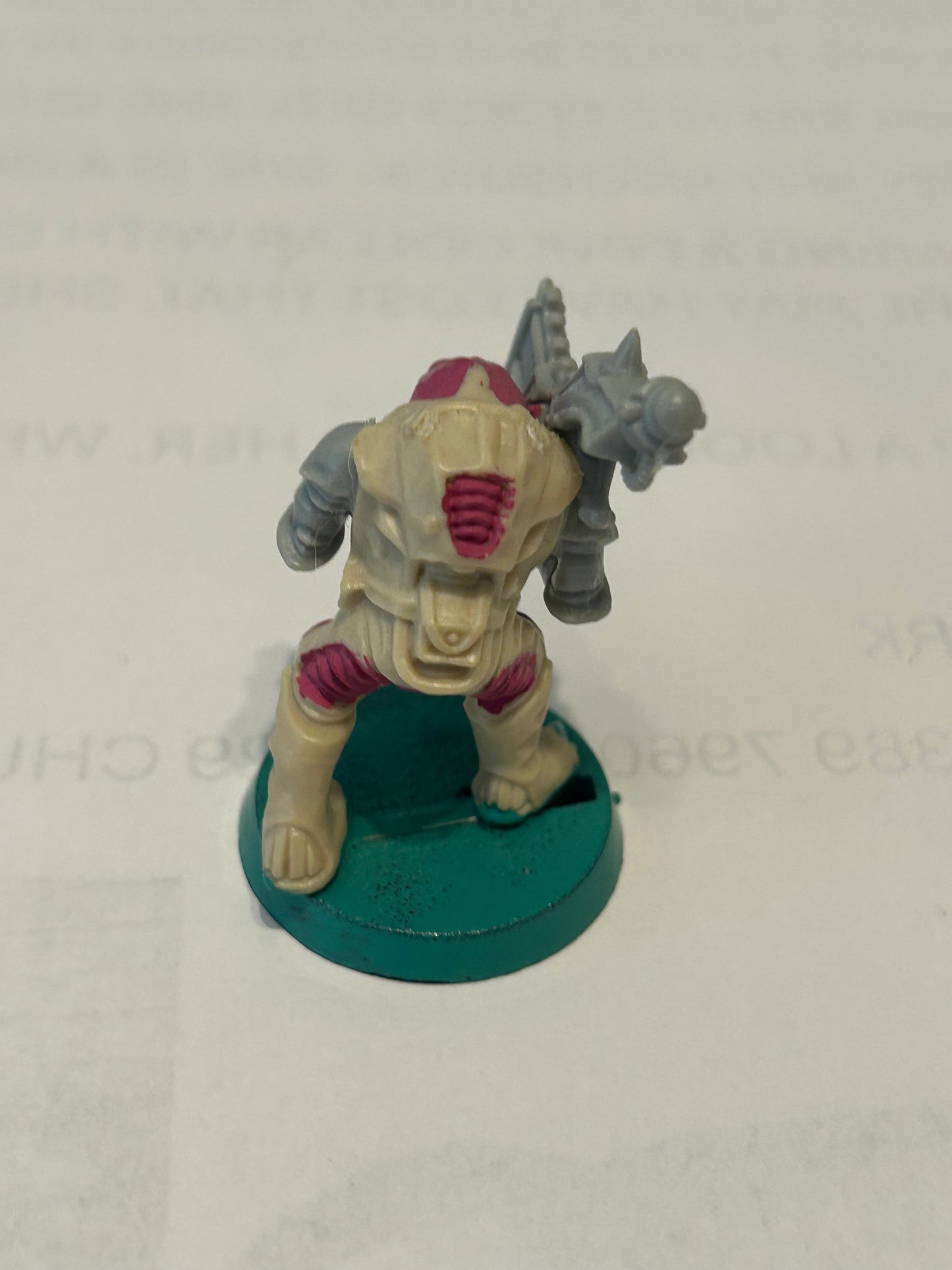 Warhammer 40k/ Rogue Trader Genestealer hybrid with heavy weapon plastic from space hulk expansion