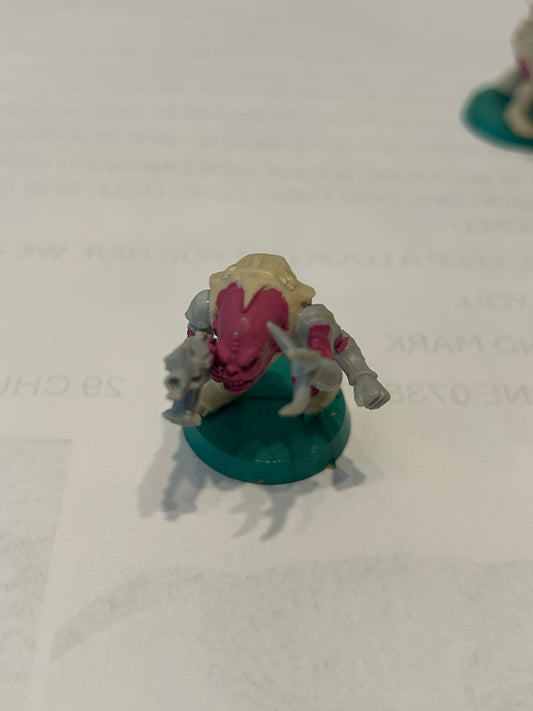 Warhammer 40k/ Rogue Trader Genestealer hybrid  plastic from space hulk expansion
