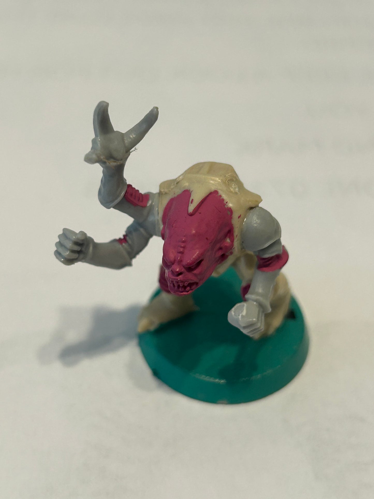 Warhammer 40k/ Rogue Trader Genestealer hybrid  plastic from space hulk expansion
