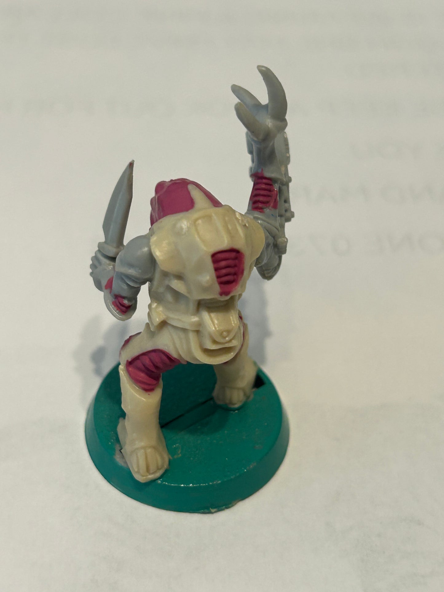 Warhammer 40k/ Rogue Trader Genestealer hybrid  plastic from space hulk expansion