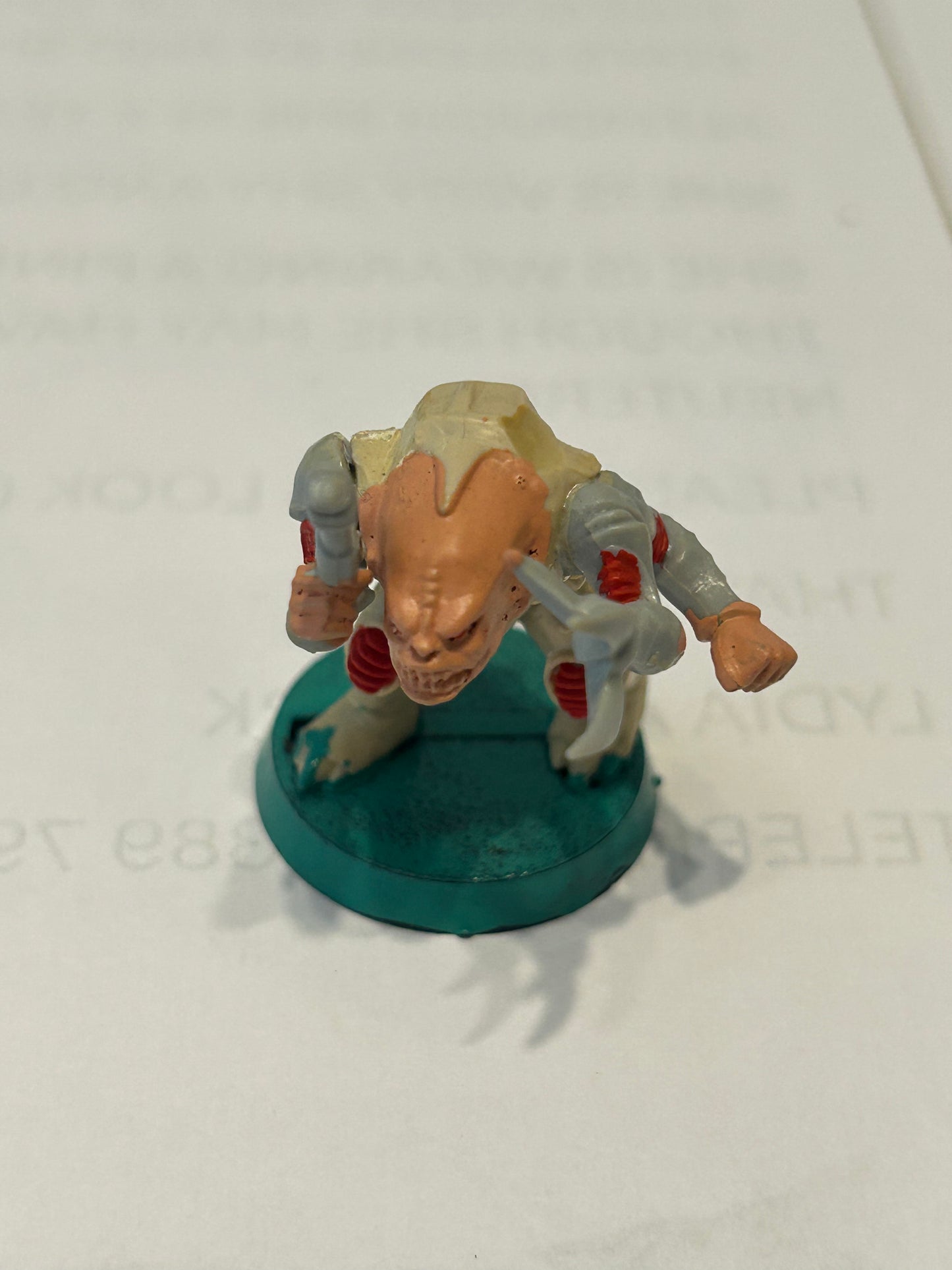 Warhammer 40k/ Rogue Trader Genestealer hybrid  plastic from space hulk expansion