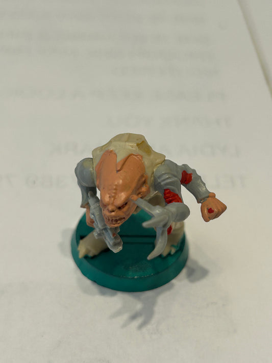 Warhammer 40k/ Rogue Trader Genestealer hybrid  plastic from space hulk expansion