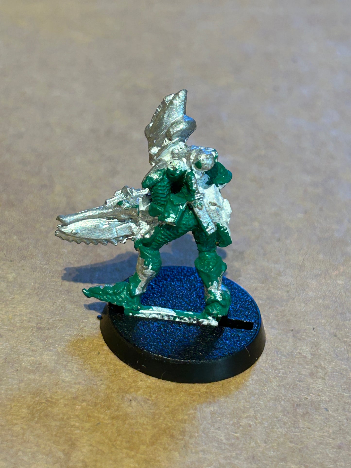 Rogue Trader Warhammer 40k Eldar Guardian standard Bearer (missing standard)