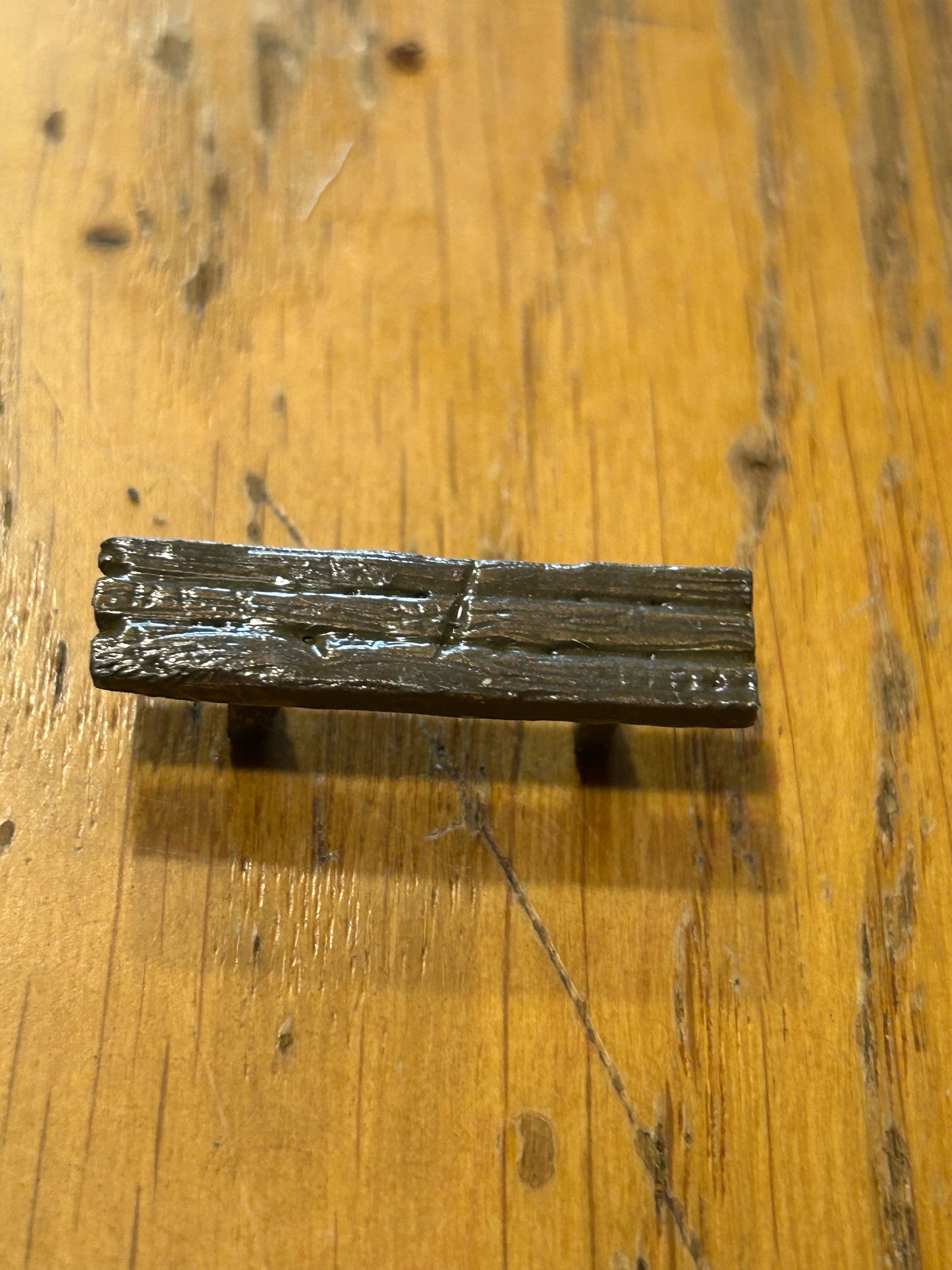 Fantasy terrain metal bench