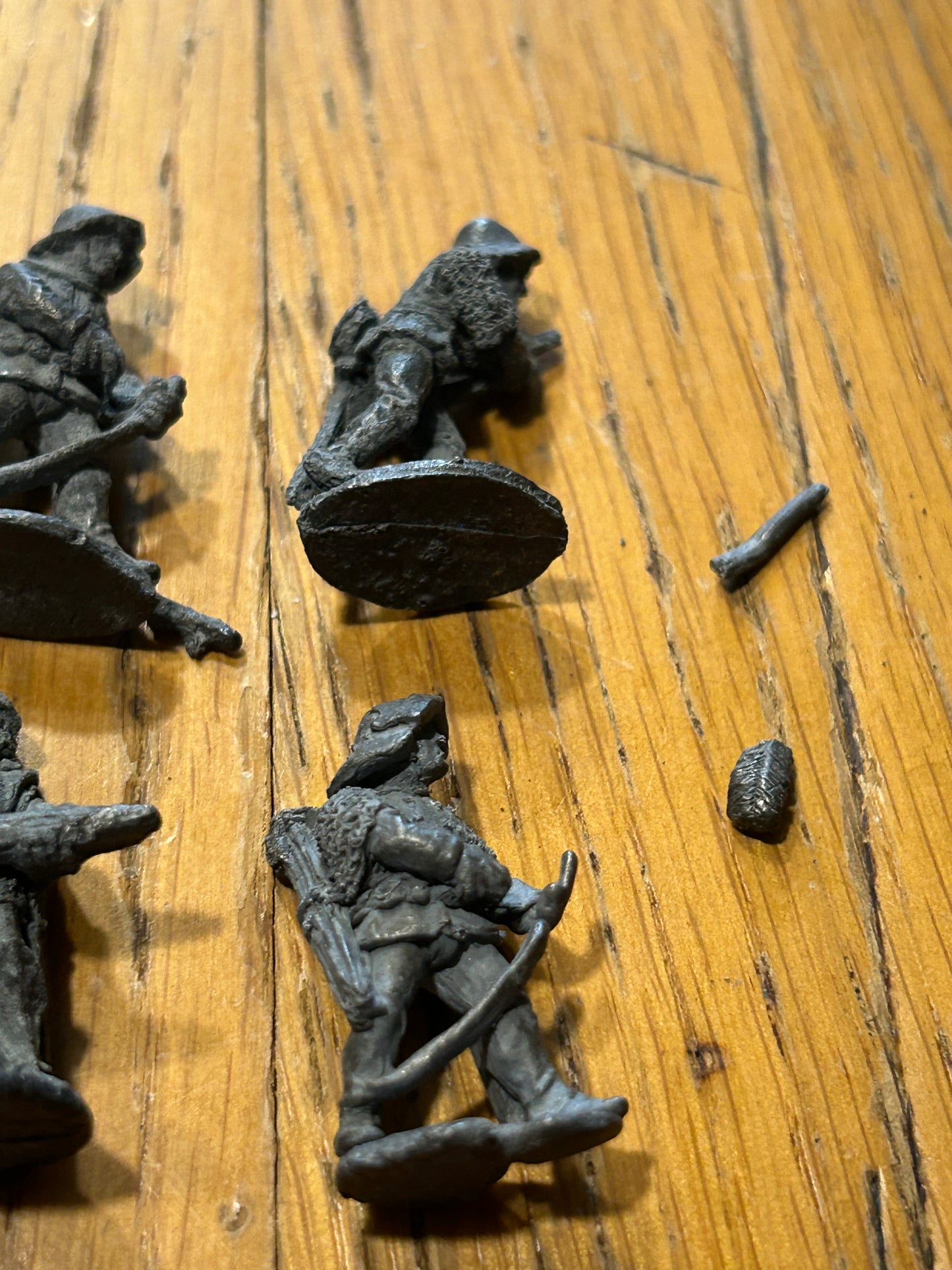 6 broken preslotta empire/bretonnian models