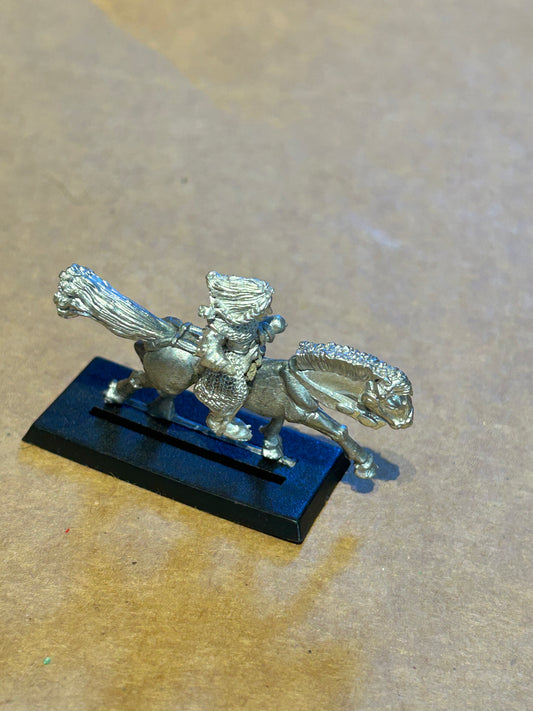 Warhammer fantasy high elves elf ELF6 (C-07) Errdil Flameeye (missing the plastic spear with plug-in hand)