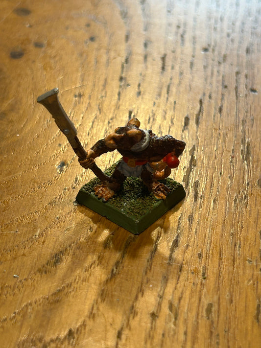 Warhammer fantasy skaven clanrat or slave with halberd slise c47