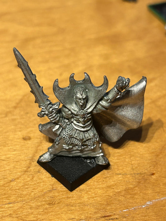 Warhammer Undead Vampire Lord with Cloak Classic Metal 1990s Counts