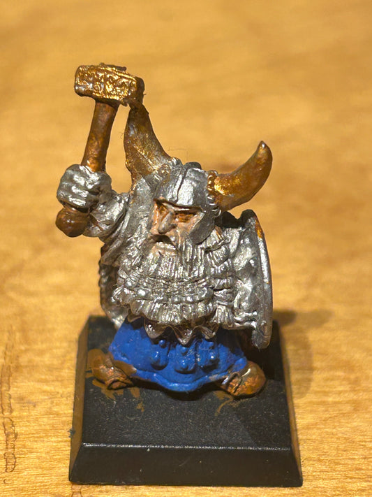 DWARF C06 WAR CHIEFTAIN MAGNIFICENT SVEN HASLEFRIESIAN DWARFS WARHAMMER fantasy (from magnificent Sven scenario)