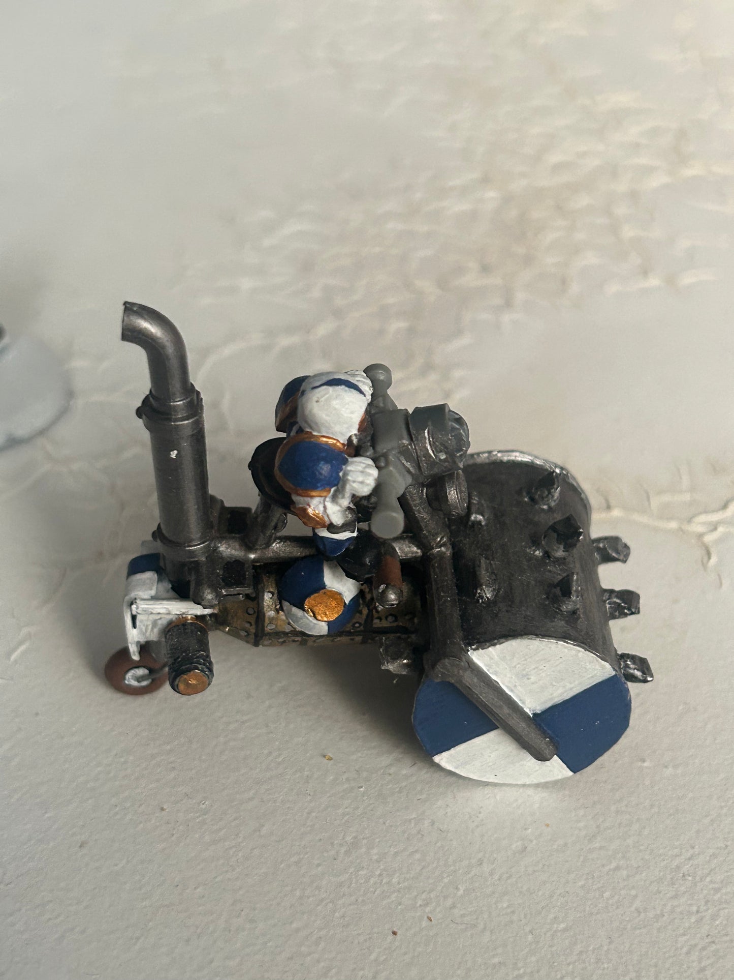 Homemade Bloodbowl dwarf death roller with original driver