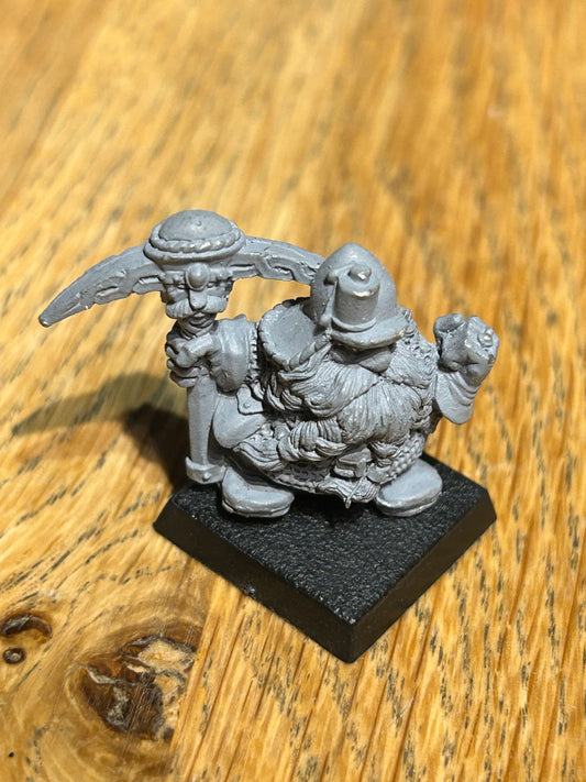Warhammer fantasy dwarf miner champion