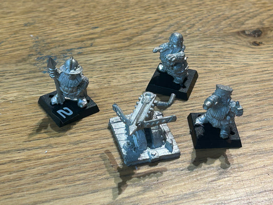 DWARF 4362 bolt thrower with 3 crew Dwarfs  Army Warhammer fantasy