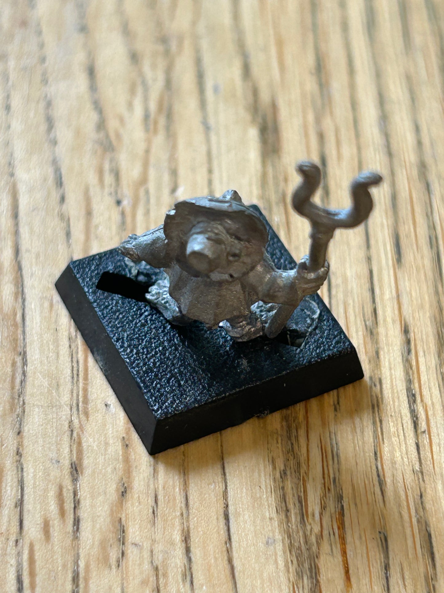Classic Metal Marauder Halfling Mercenary Militia - Warhammer Fantasy pitchfork