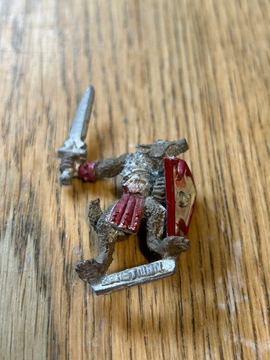 Beastman of Khorne Khorngor with sword 0220 Metal Citadel Realms of Chaos warhammer fantasy