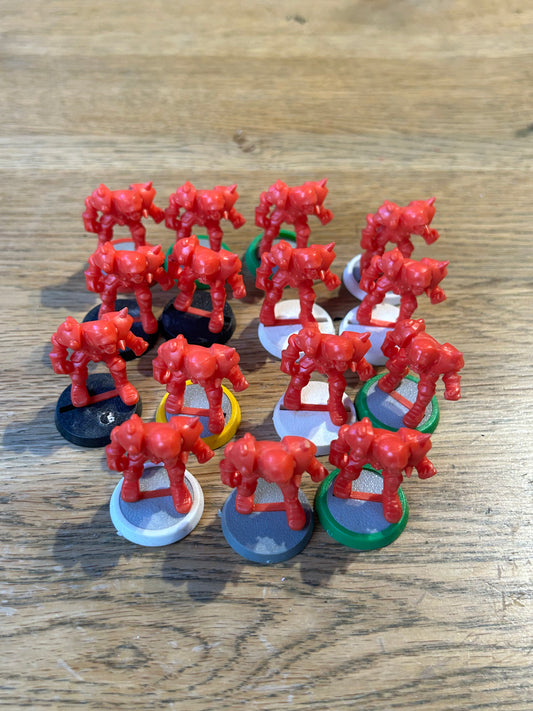 Bloodbowl second edition plastic human lineman x15 (one is missing a shoulder spike)