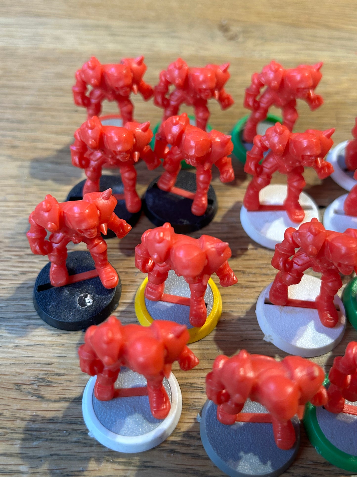 Bloodbowl second edition plastic human lineman x15 (one is missing a shoulder spike)