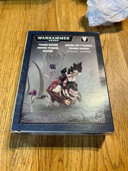 Warhammer 40k Tyranids - Tyranid Biovore - metal in opened box