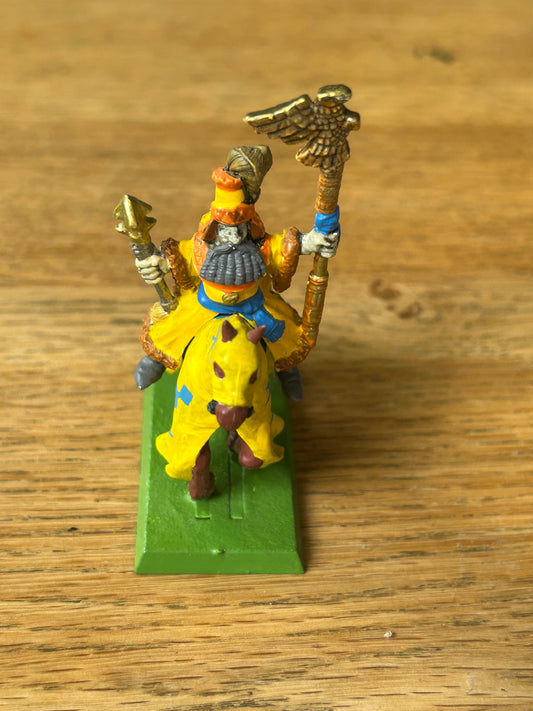 Empire of Man - Empire Mounted Gold Wizard (no horse tail)