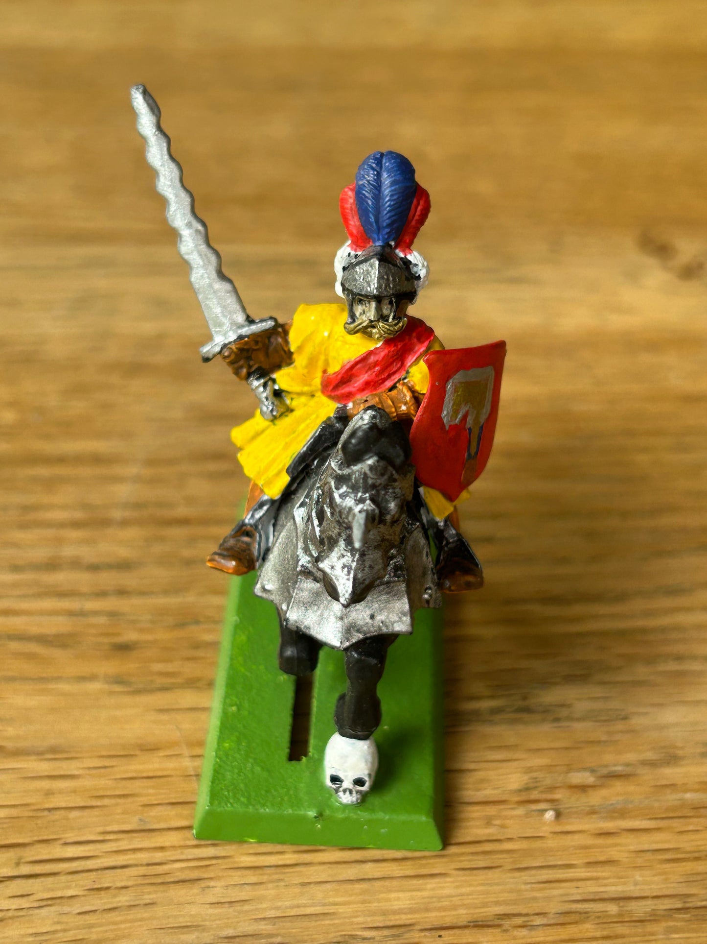 Warhammer ToW Heroes Empire Heroic Knight Broadsword