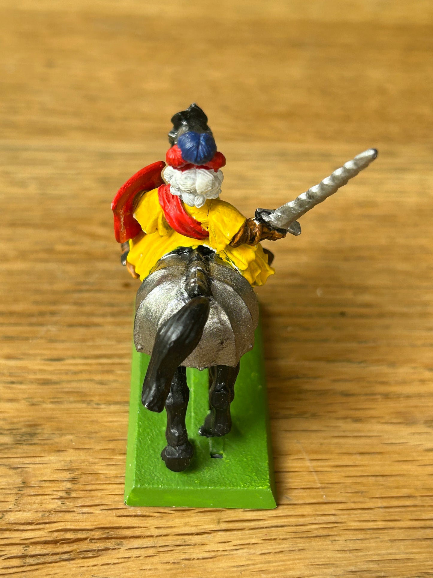 Warhammer ToW Heroes Empire Heroic Knight Broadsword