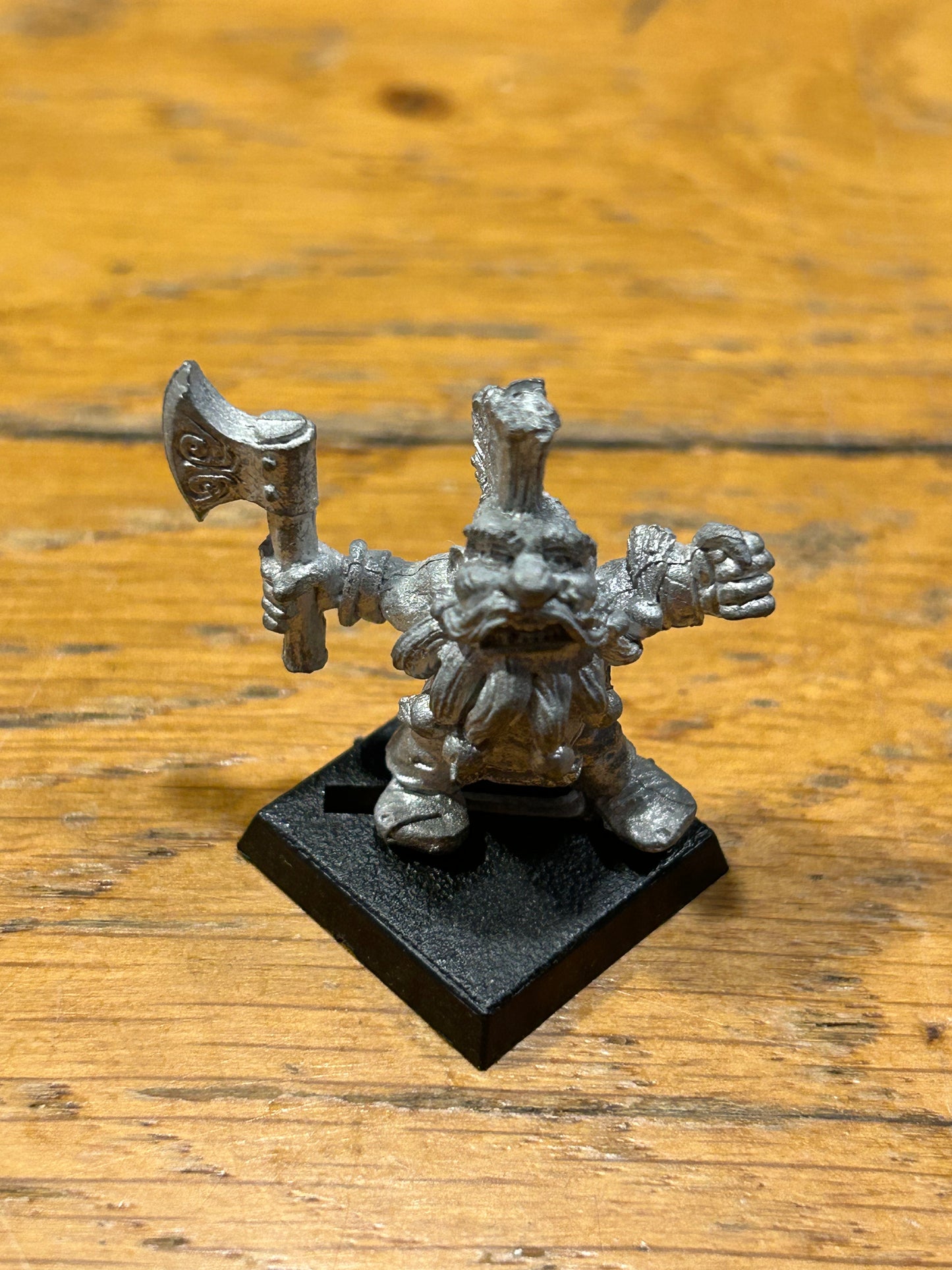 Warhammer Fantasy Dwarves Dwarf giant slayer MM16