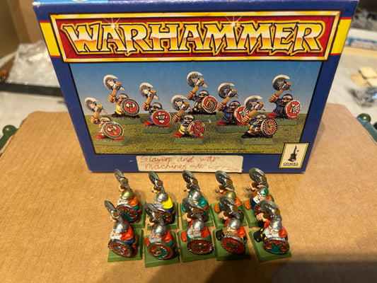 Warhammer fantasy 10 dwarf monopose clansmen dwarfs with box