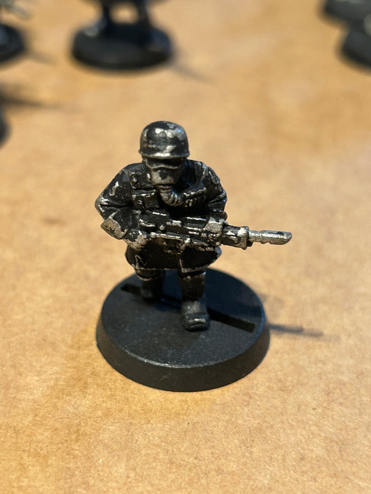 Citadel Warhammer classic 40K Imperial Guard Steel Legion trooper