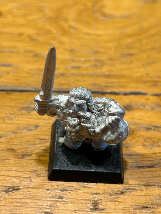 Warhammer fantasy marauder miniatures dwarf musician drummer MM11