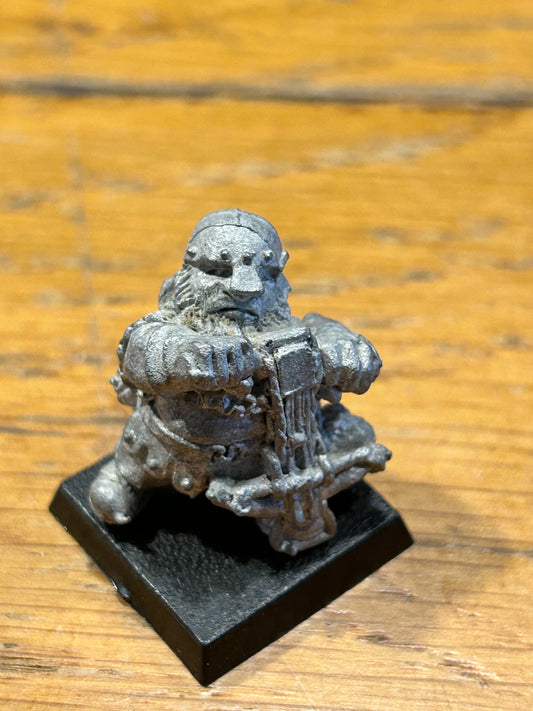 Warhammer Citadel D4 Dwarf Adventurer Halfdan - Metal
 Warhammer fantasy