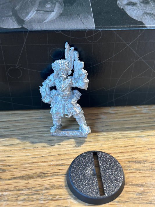 Warhammer 40k Vostroyan Firstborn commander with powerfist Metal OOP Imperial Guard GW