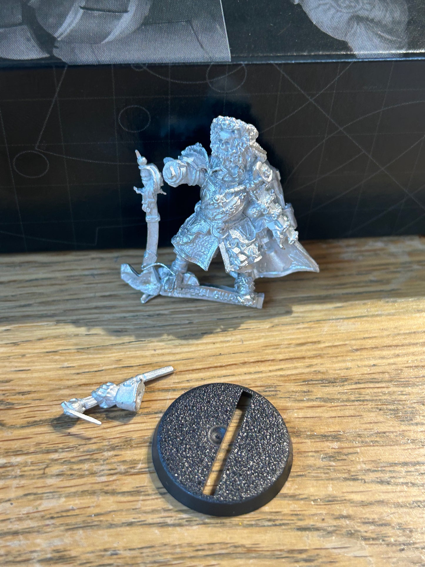 Warhammer 40k Vostroyan Firstborn commander with powerfist Metal OOP Imperial Guard GW