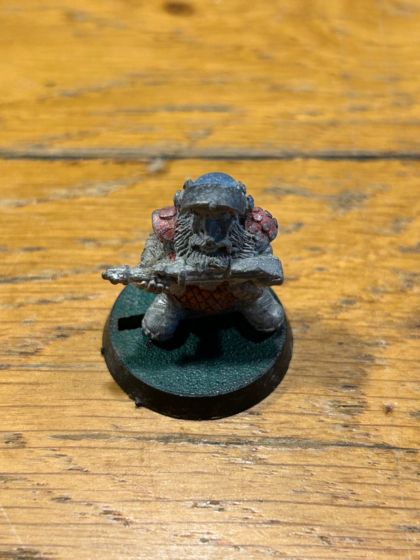 Warhammer 40k Rogue Trader squat brethren with lasgun 1010/6