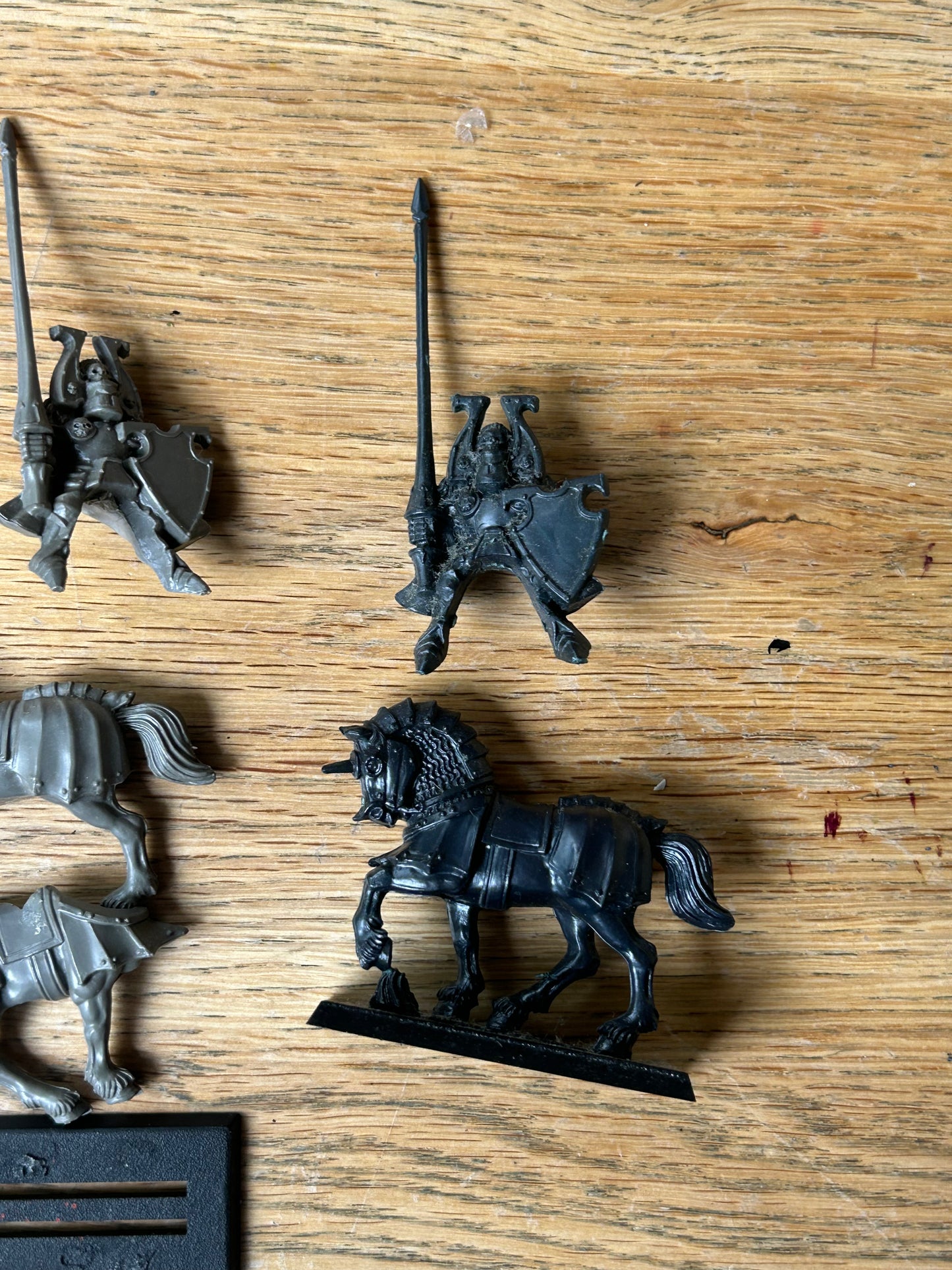 Warhammer fantasy battle masters chaos knights  x2