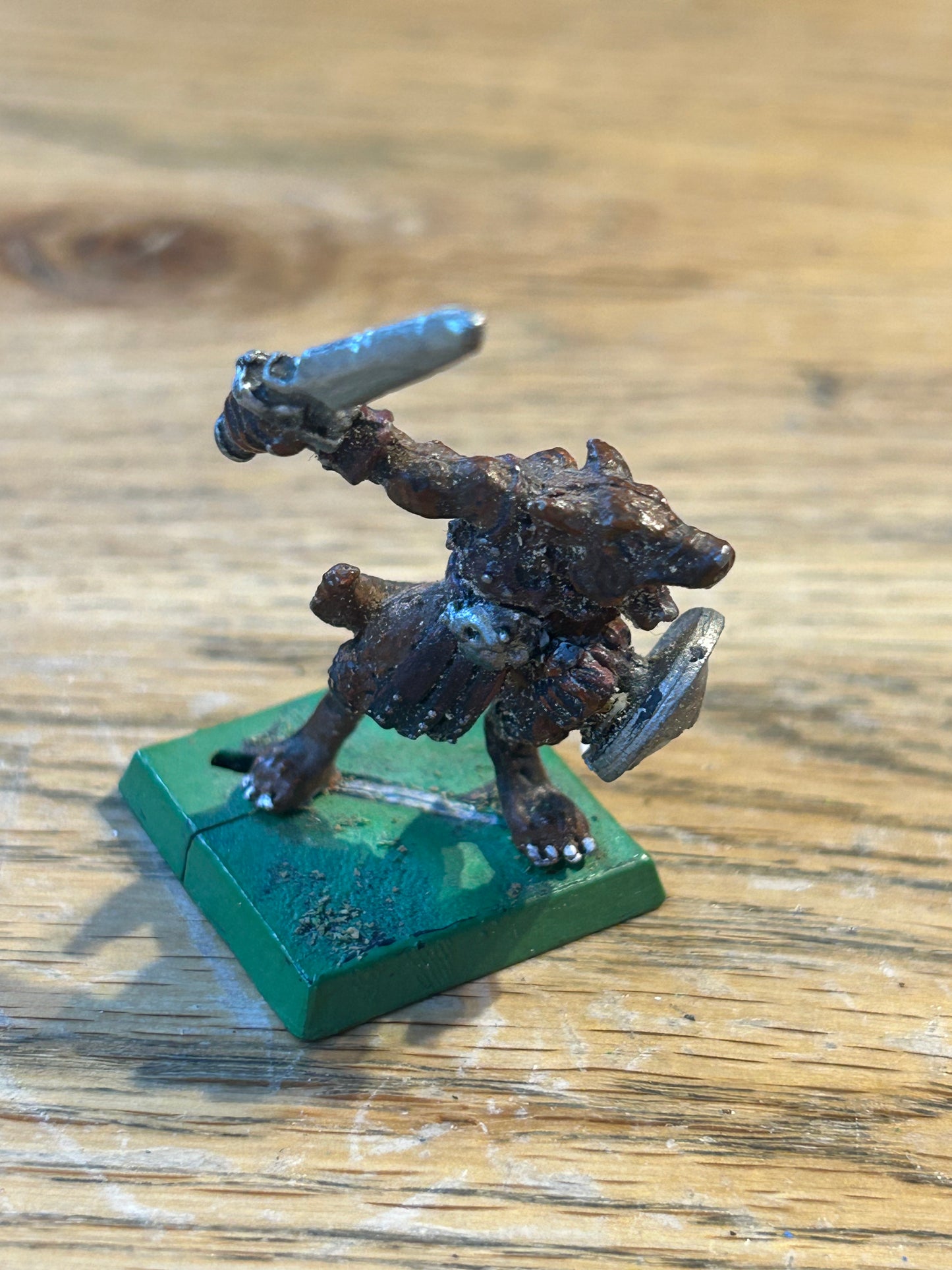 Beastman of Khorne Khorngor with sword 0220 Metal Citadel Realms of Chaos warhammer fantasy