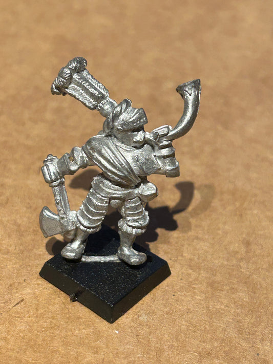 Warhammer Fantasy Old World reiksguard musician