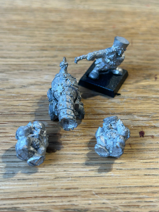 C22 Dwarf Flame Cannon Citadel Games Workshop