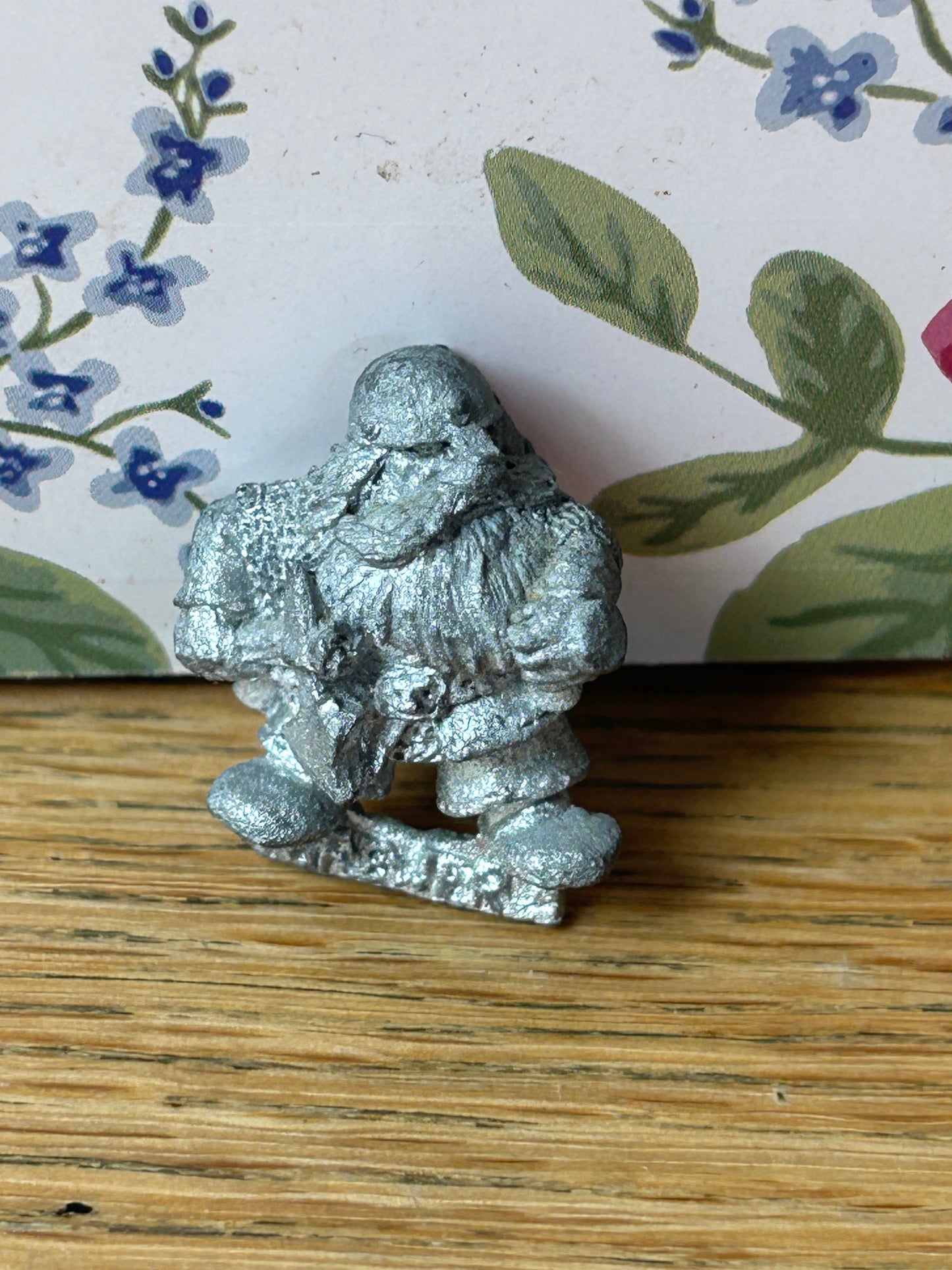 Warhammer fantasy dwarfs bugman’s rangers dwarf trooper (metal has darkened a bit)