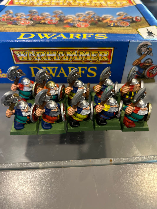 Warhammer fantasy 10 dwarf monopose clansmen dwarfs with box