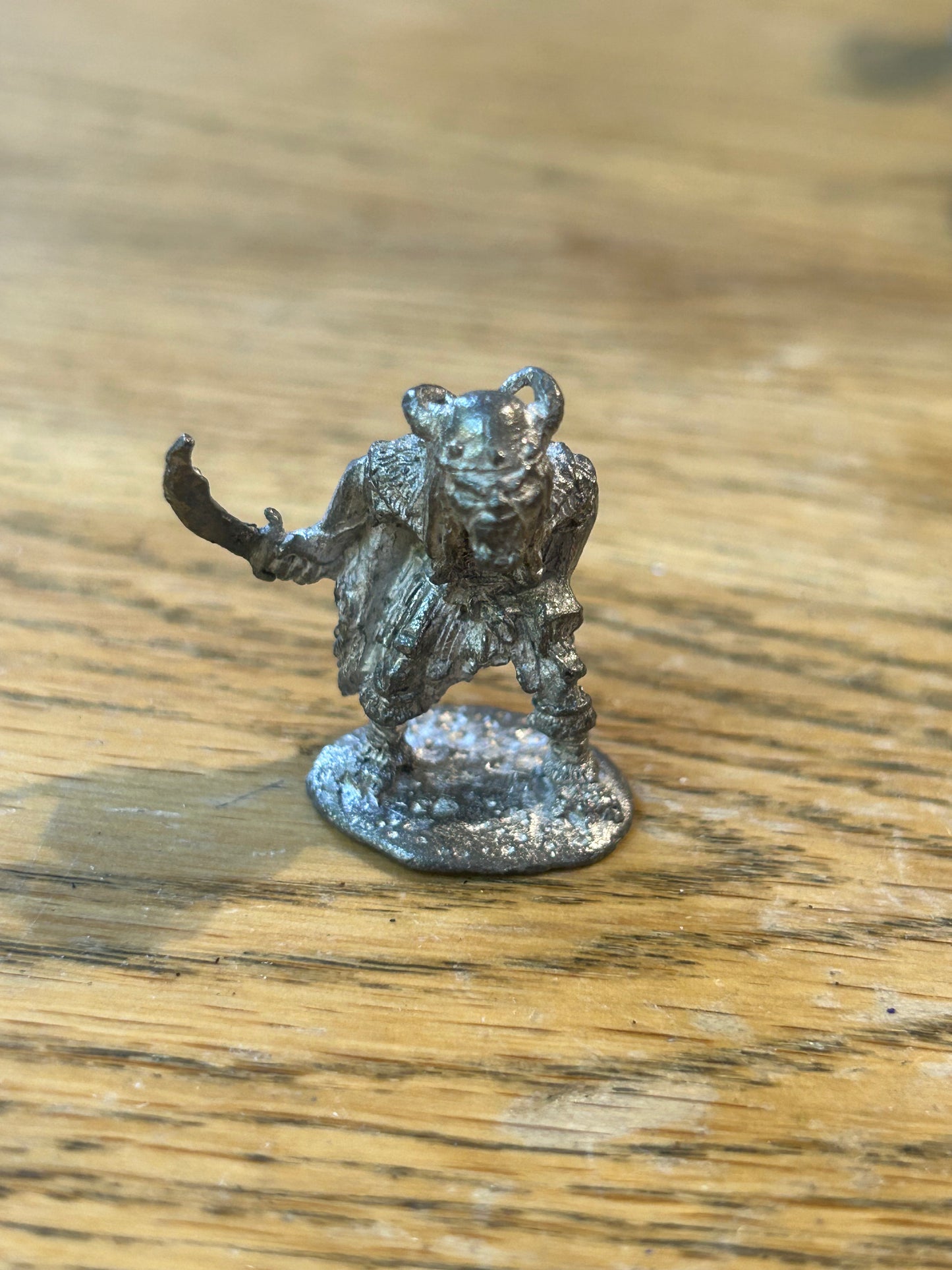 Citadel -  Preslotta - Warhammer fantasy  - C36  - Class Hobgoblin warrior with sword- 1984