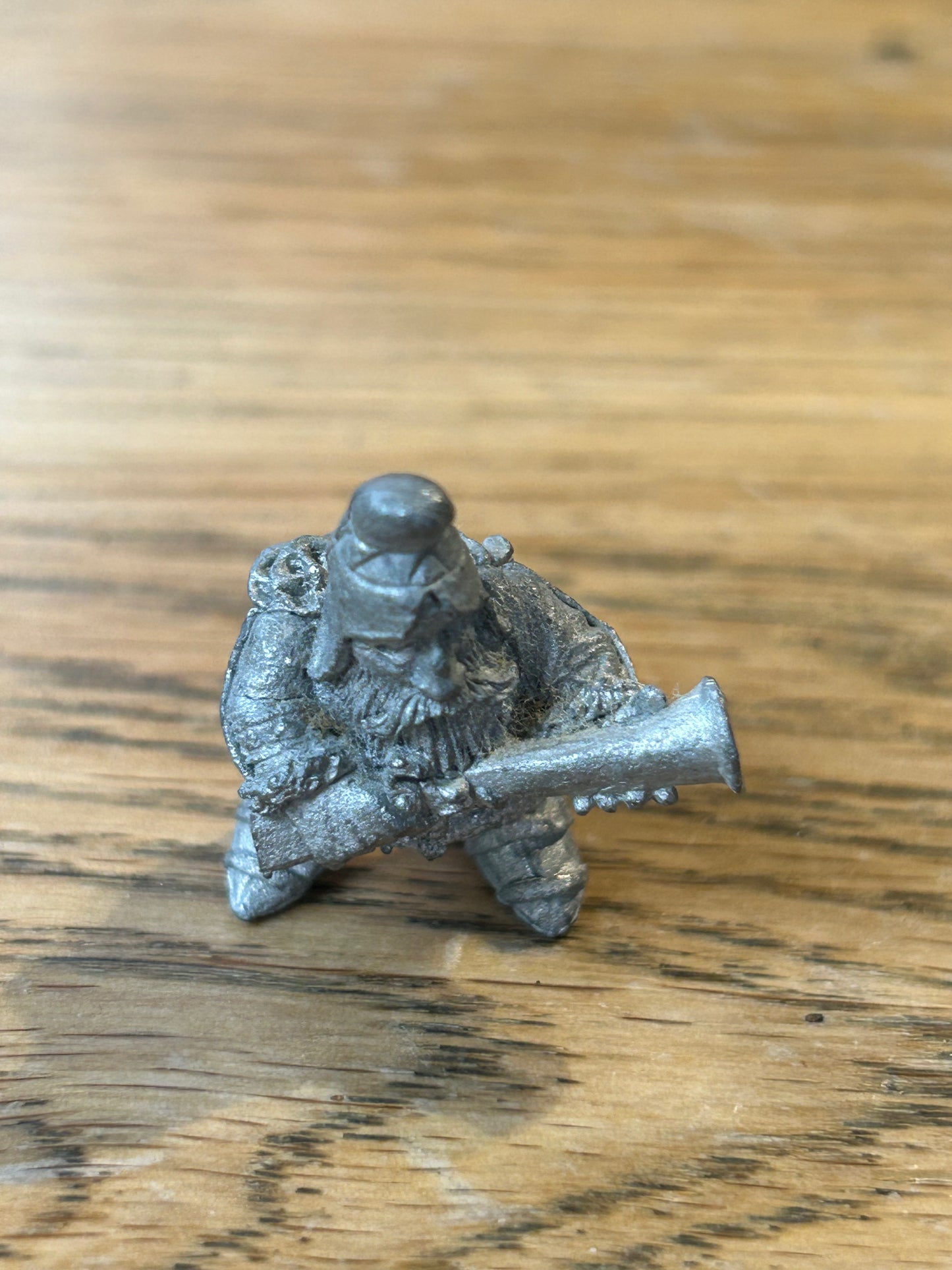 Citadel Games Workshop metal Warhammer Limited Edition Alpine Ski Dwarf  (no skies)