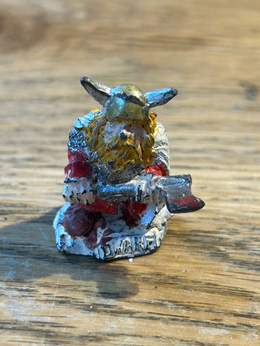 Citadel Miniatures C06 Northern Dwarf Luk-a-Car Mut / Captain Cambrill