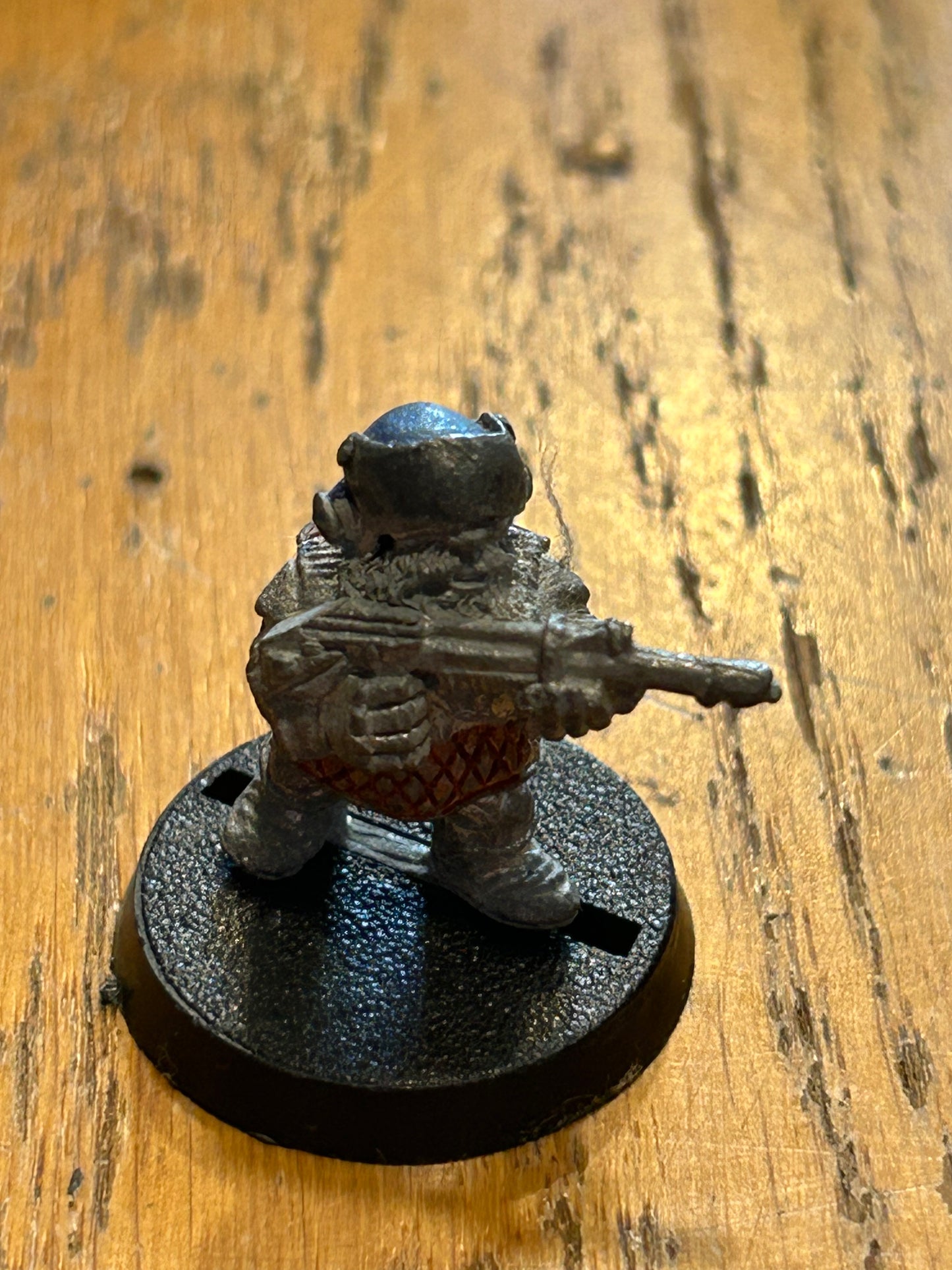 Warhammer 40k Rogue Trader squat brethren with lasgun 1010/6